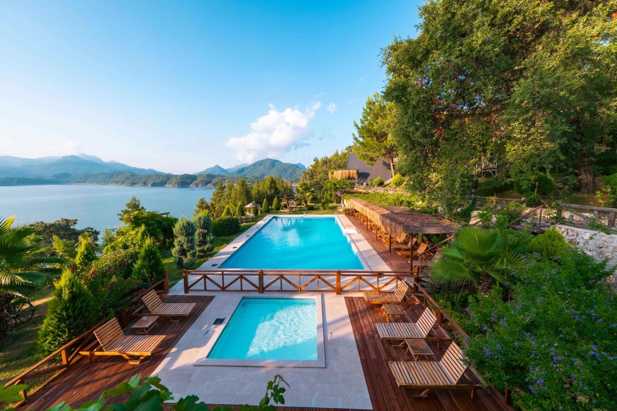 Hotel Botanik Goel Evleri Bucak Exterior foto
